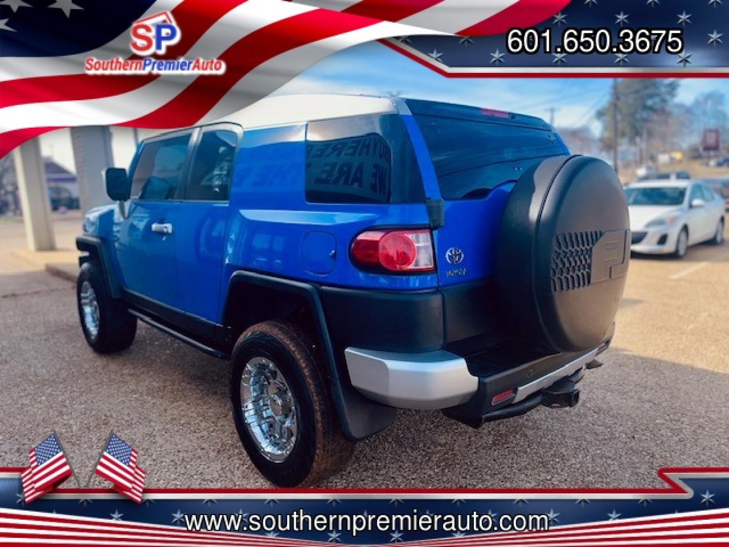 2007 BLUE TOYOTA FJ CRUISER S (JTEBU11F570) , located at 922 W. Beacon St., Philadelphia, MS, 39350, (601) 650-3675, 32.770447, -89.127151 - Photo#3